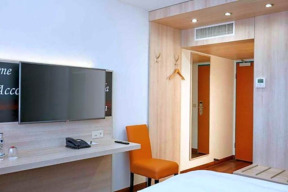Sunday Hotel Stuttgart Herrenberg