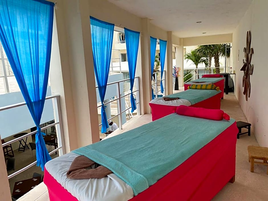 Playa Maya by MIJ - Beachfront Hotel
