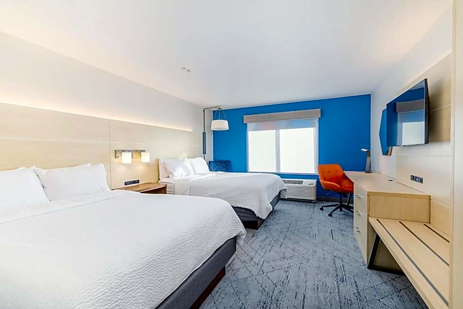 Holiday Inn Express and Suites Medford By IHG