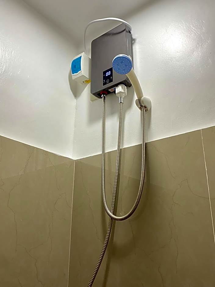 Laguno Hostel and Guest House