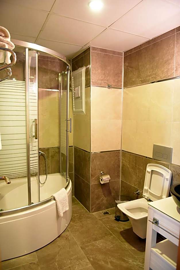 Carpediem Diamond Hotel