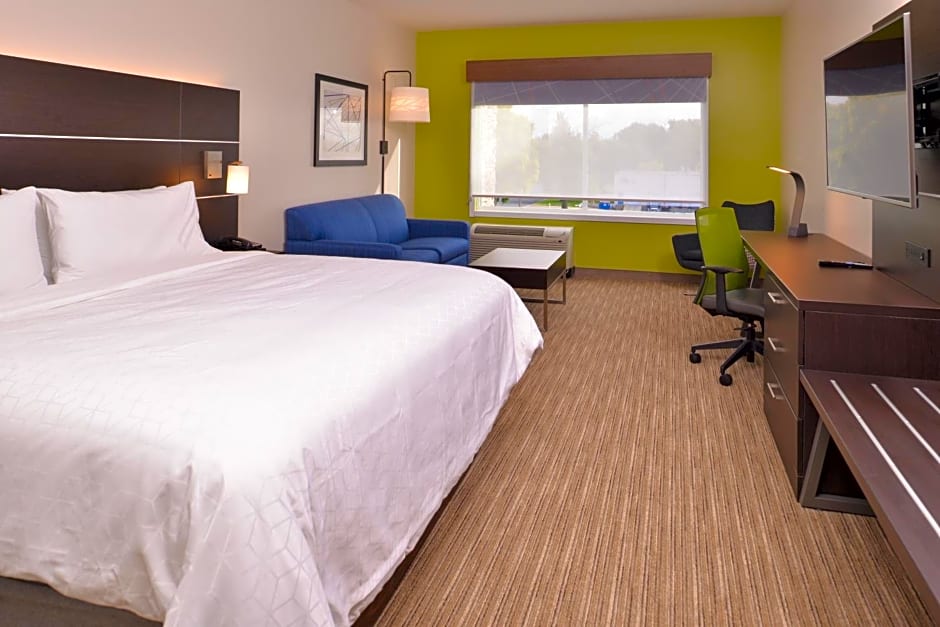 Holiday Inn Express and Suites - Mall of America - MSP Airport By IHG