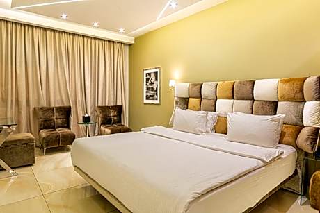 Executive King Room