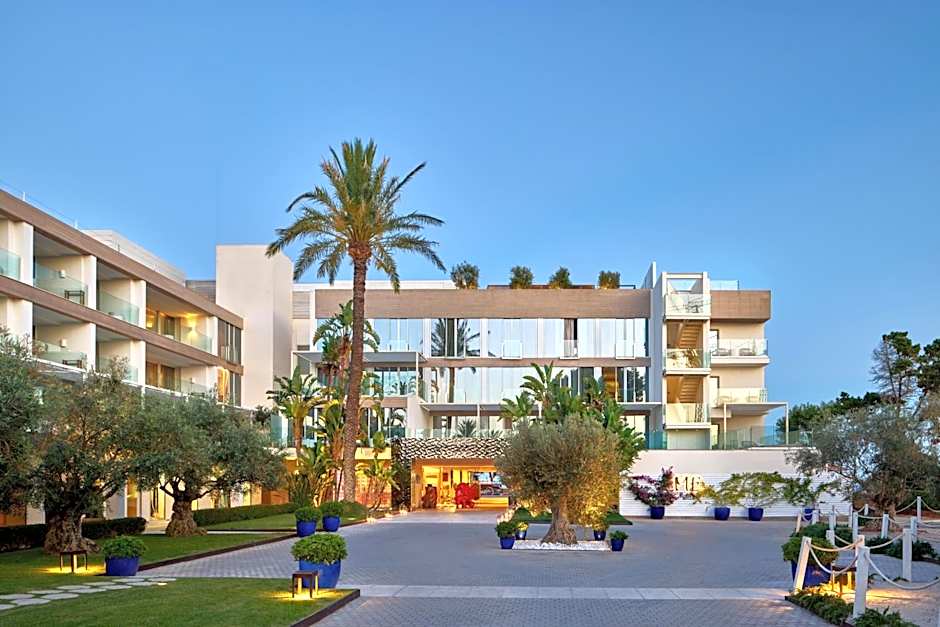ME Ibiza - Leading Hotels of the World