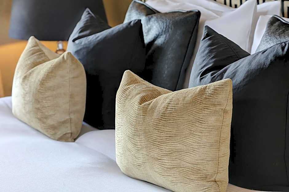 St James Hotel; BW Premier Collection