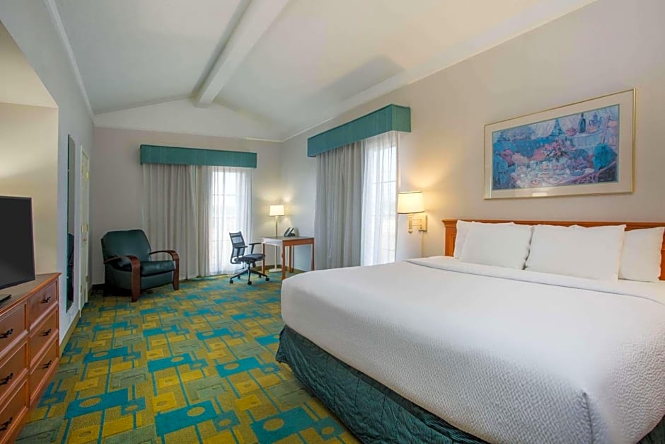 La Quinta Inn & Suites by Wyndham Norfolk Virginia Beach