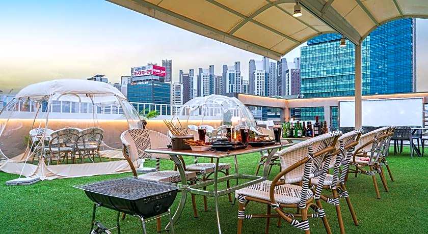 Dongdaegu Station Eastern Hotel