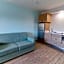 Seashire Inn & Suites