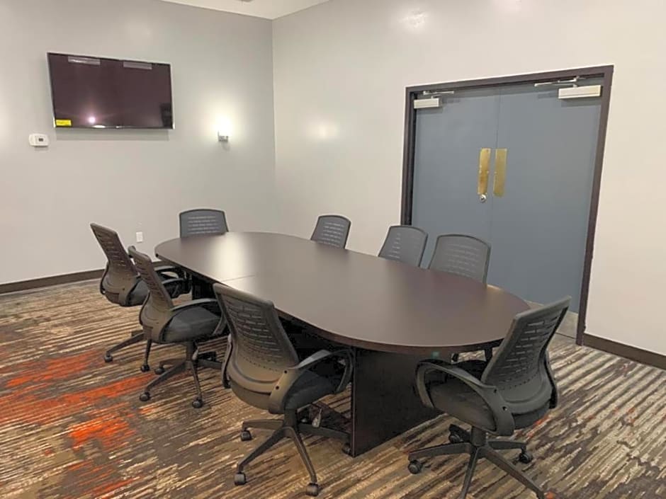 Ramada by Wyndham Gainesville