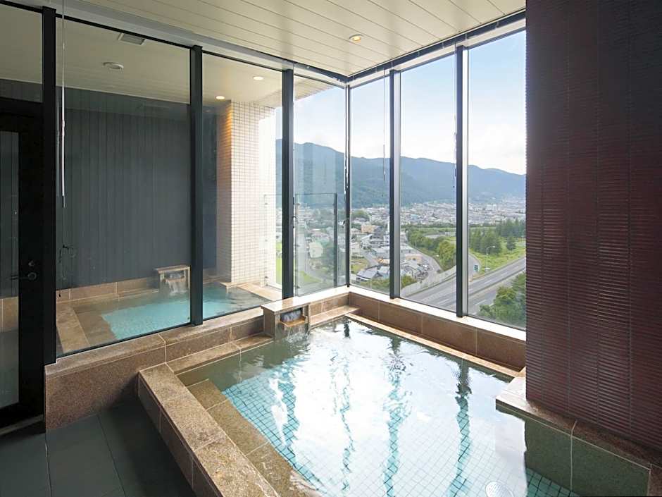 Candeo Hotels Chino