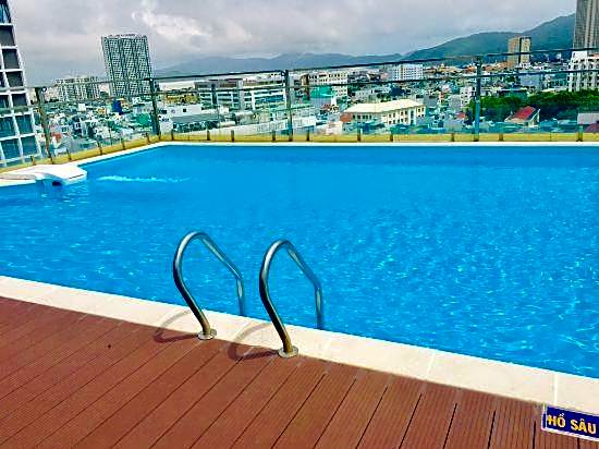 Rustic Hotel Quy Nhon Powered by ASTON