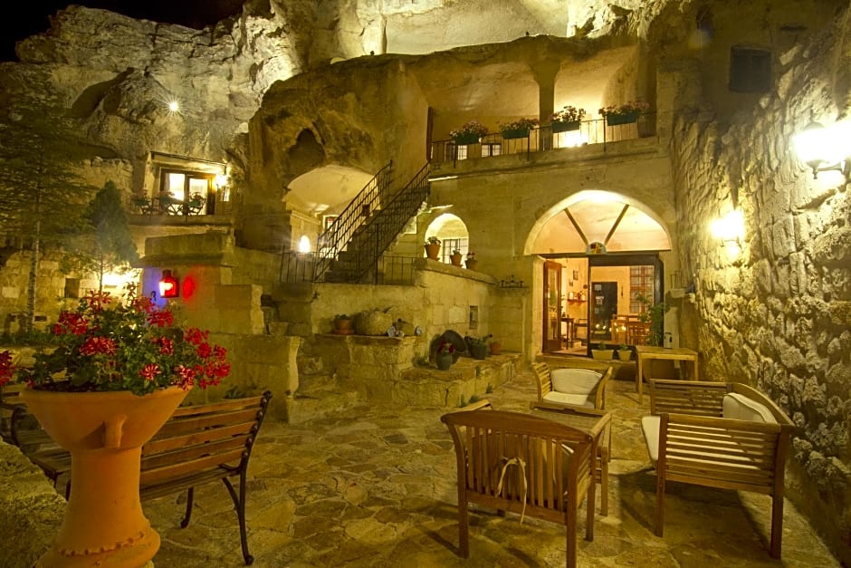 4 Oda Cave Hotel