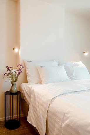 Compact Room