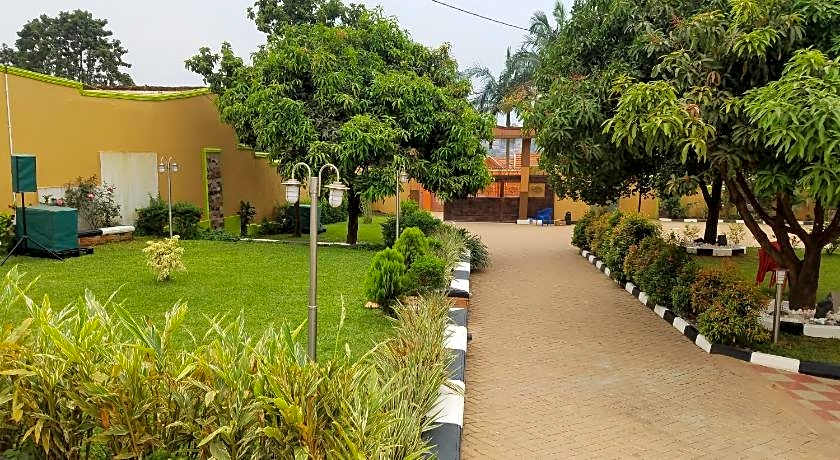 Sibyangu Standard Hotel