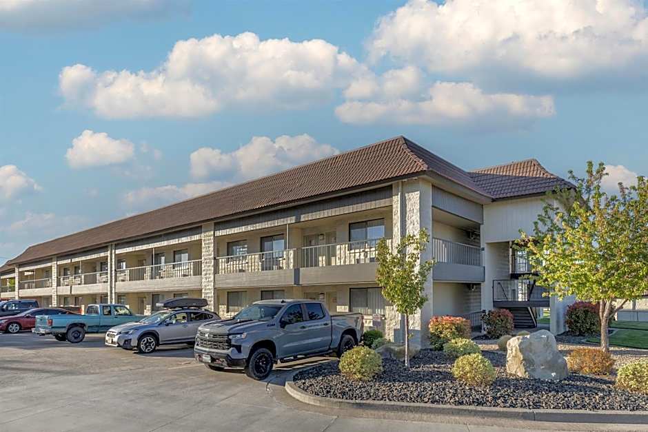 Best Western Foothills Inn