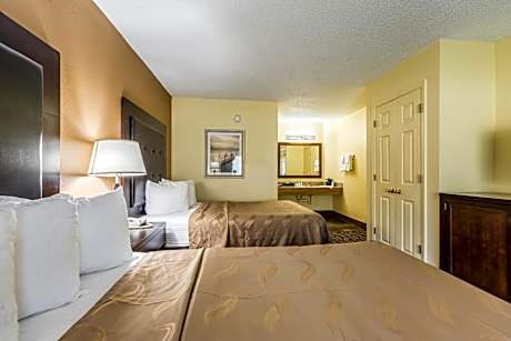 Double Room with Two Double Beds - Non-Smoking