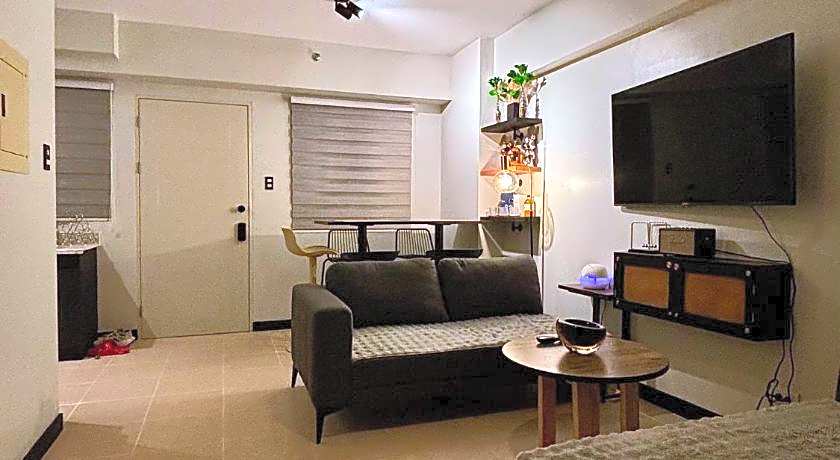 VERDON PARC CONDOMINIUM