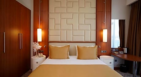 Grand Bellagio Batumi Convention & Casino Hotel