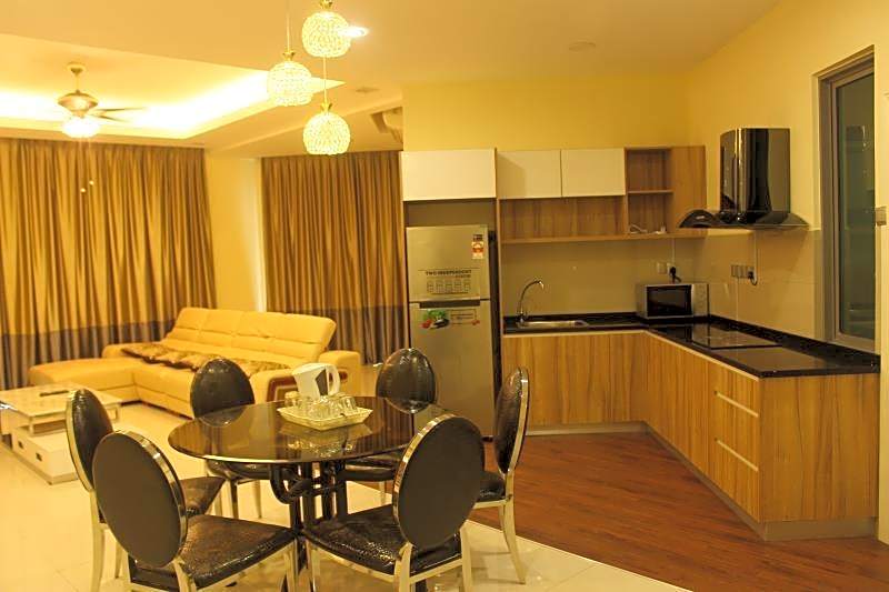 Sunset Seaview Vacation Condo City Centre @ IMAGO Shopping Mall