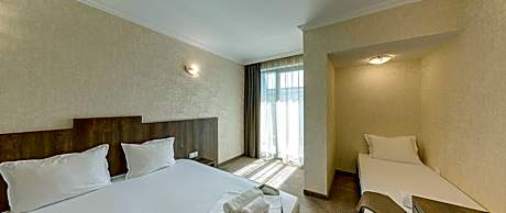 Triple Room with Balcony