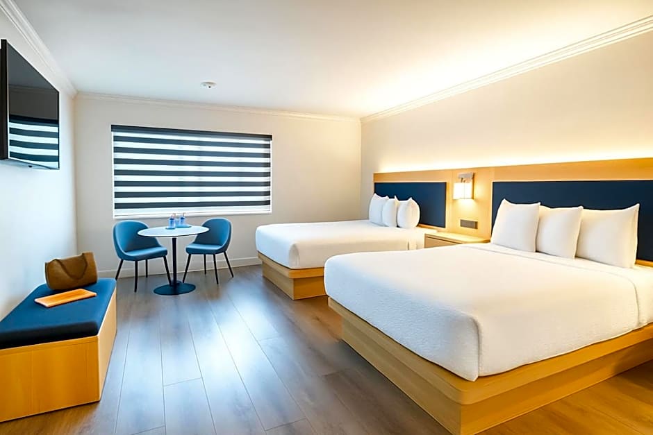 The Live Hotel