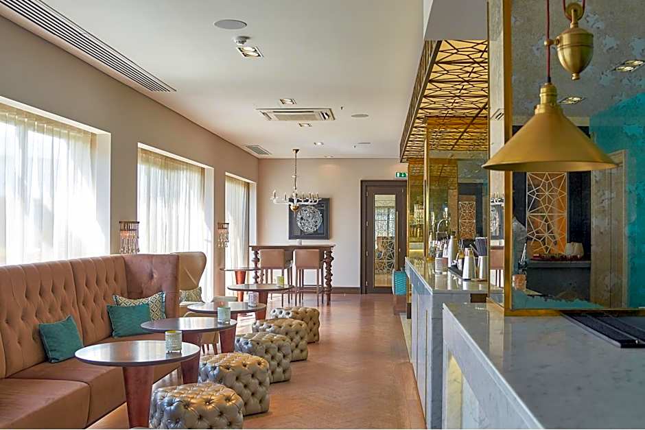 Dona Filipa Hotel
