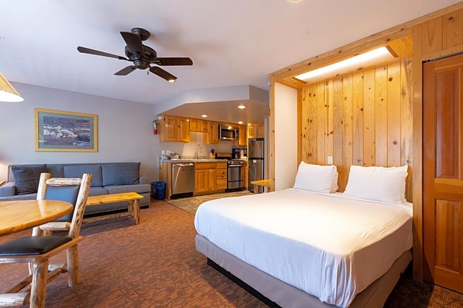 Red Wolf Lodge At Squaw Valley