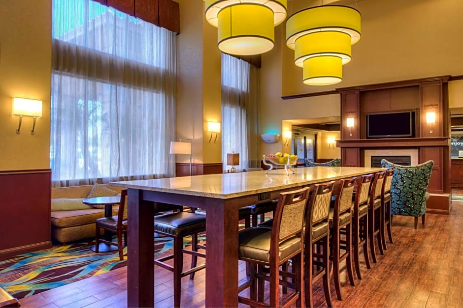 Hampton Inn By Hilton And Suites Ontario