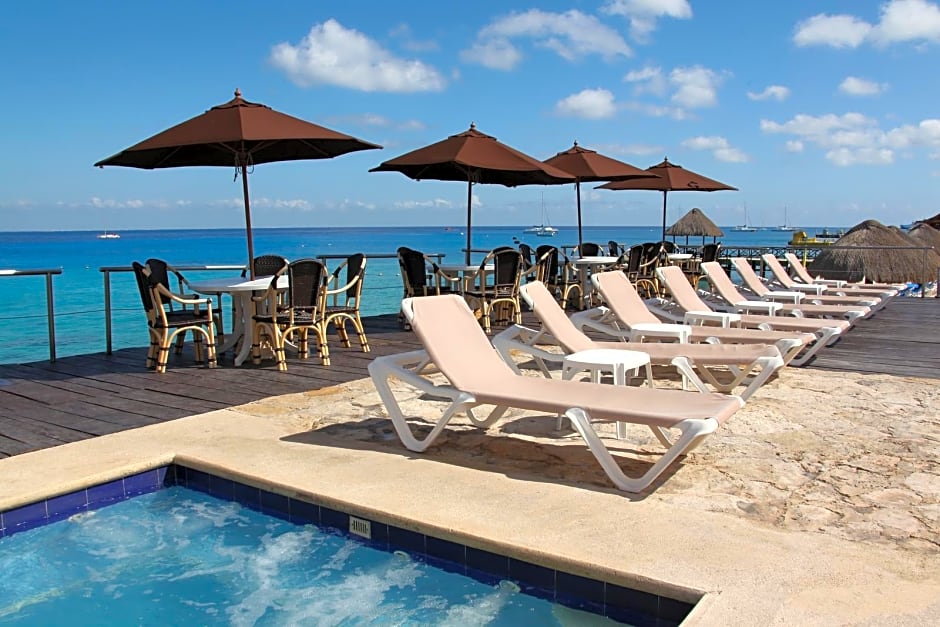 El Cid La Ceiba Beach Hotel