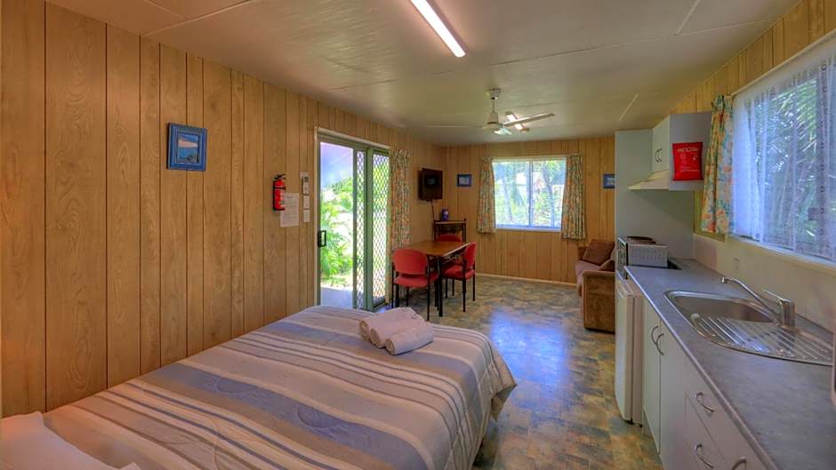 Flying Fish Point Tourist Park