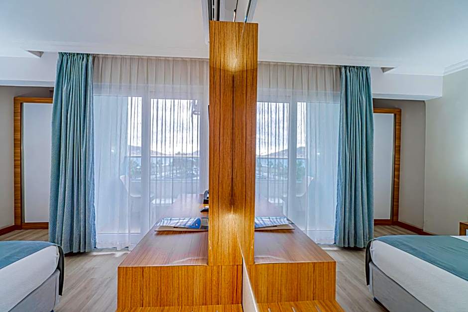 Mesut Hotel