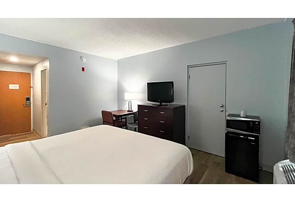 Motel 6 - Tiffin, OH