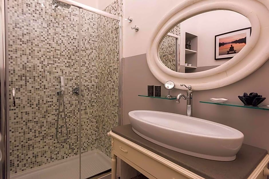 Tra gli Alberi e il Mare