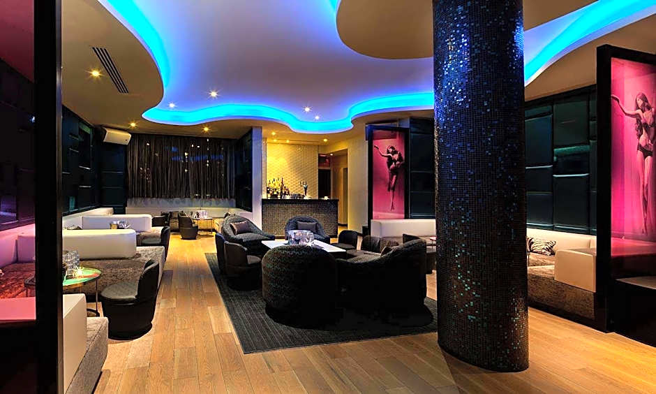 Royalton Park Avenue