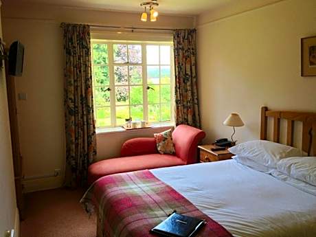 Classic Double or Twin Room