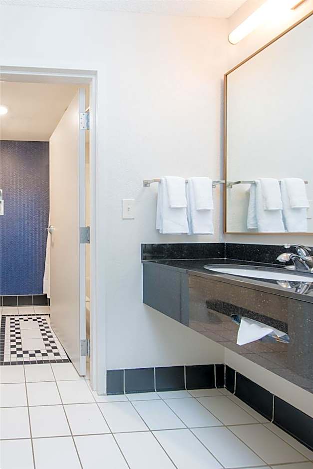 Fairfield Inn & Suites by Marriott Brunswick