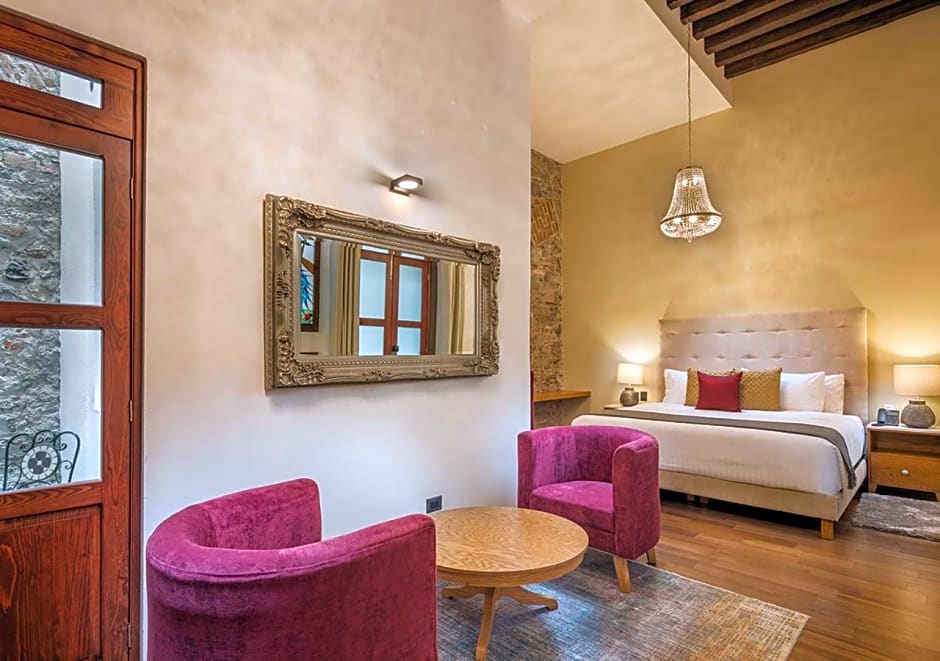 HOTEL CASA MONARCA