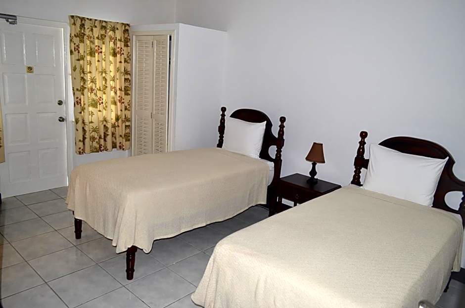 Pink Rock Inn Bed and Breakfast