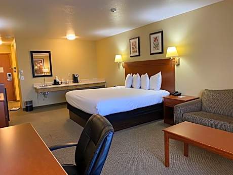 King Room - Non-Smoking