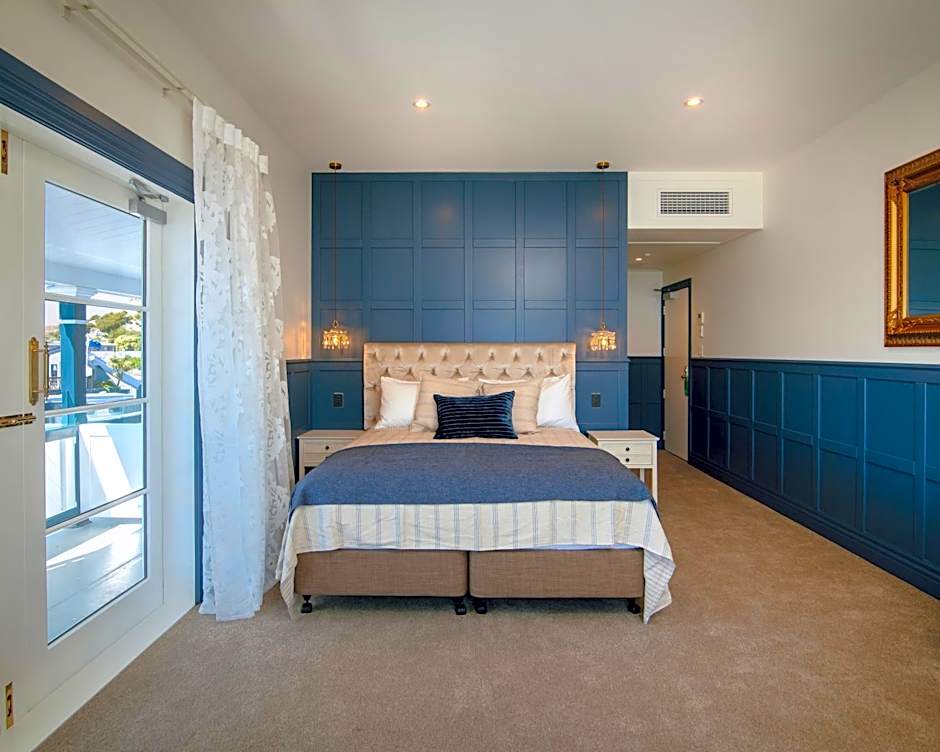 The Pier Hotel