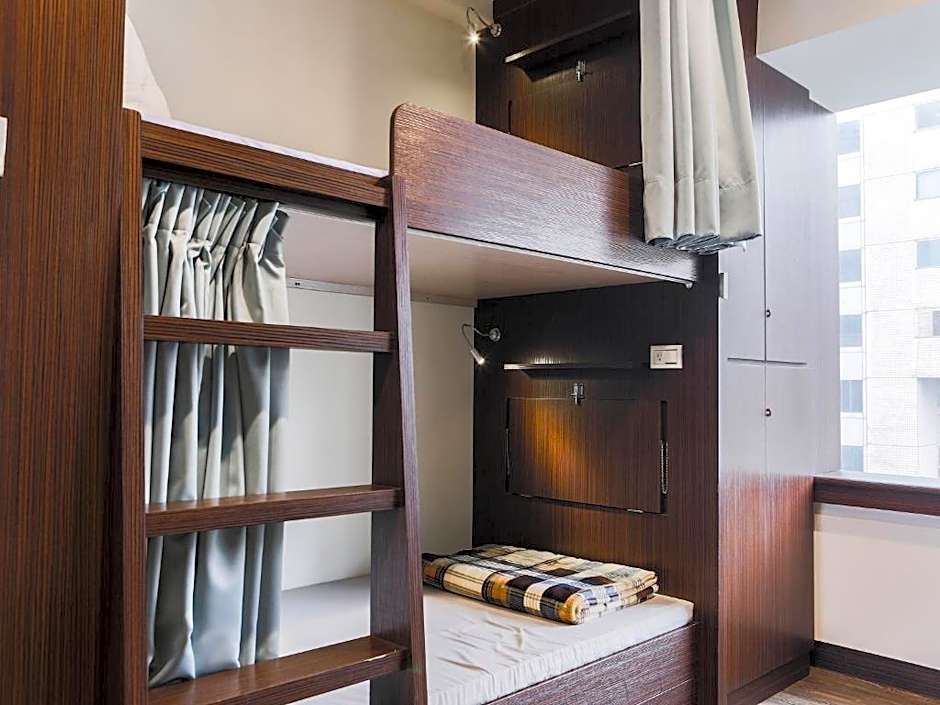 Sleepy Dragon Hostel