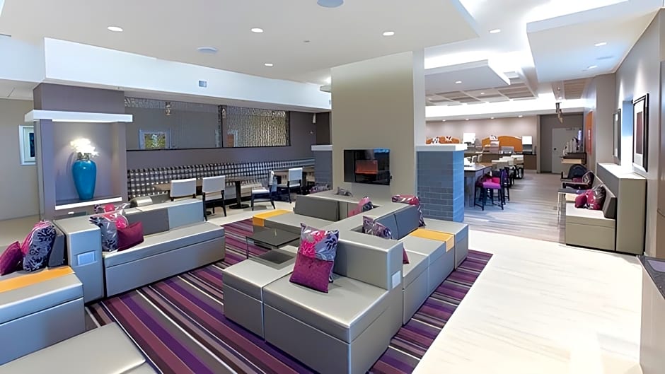 Holiday Inn Express Fargo SW - I-94 Medical Center By IHG