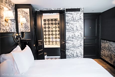 Classic Twin Room
