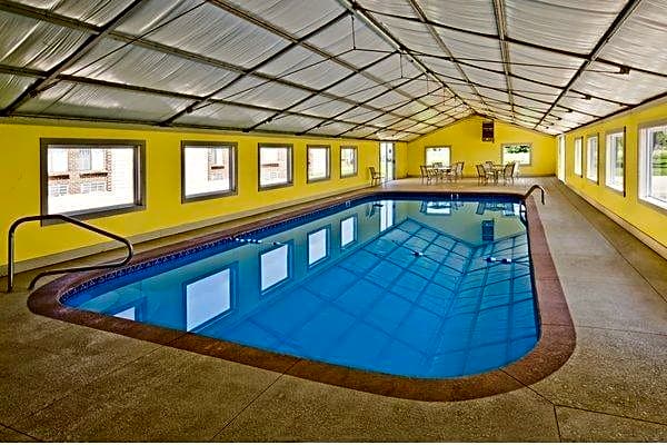 Americas Best Value Inn & Suites Hesston