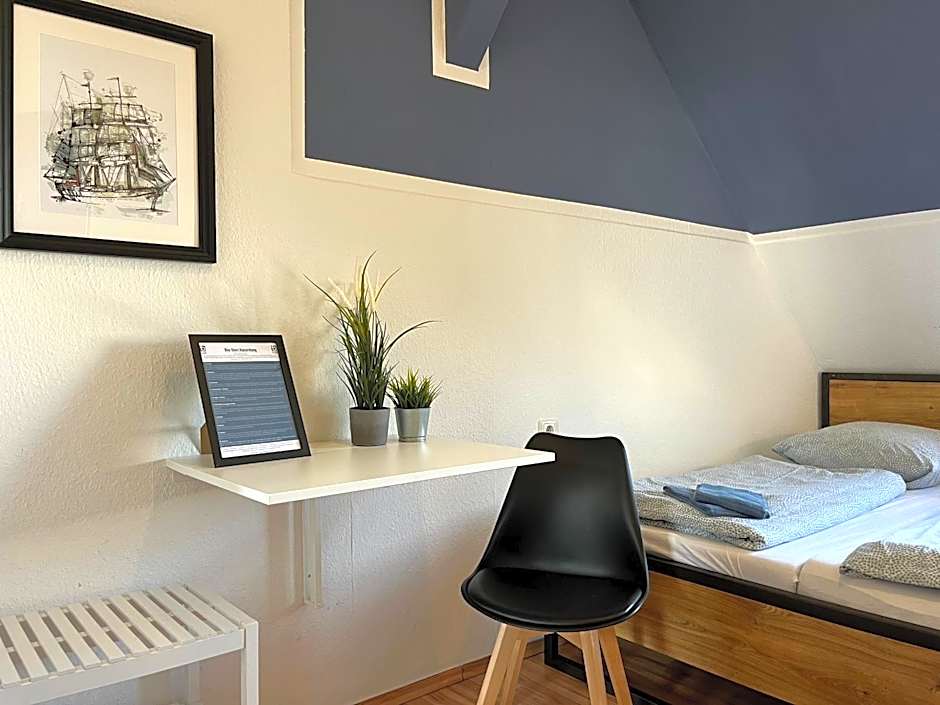 Blue Doors Hostel Altstadt