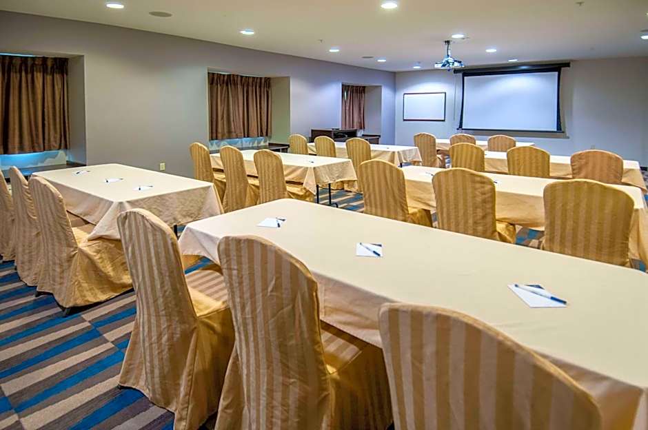 Microtel Inn & Suites By Wyndham Pearl River/Slidell