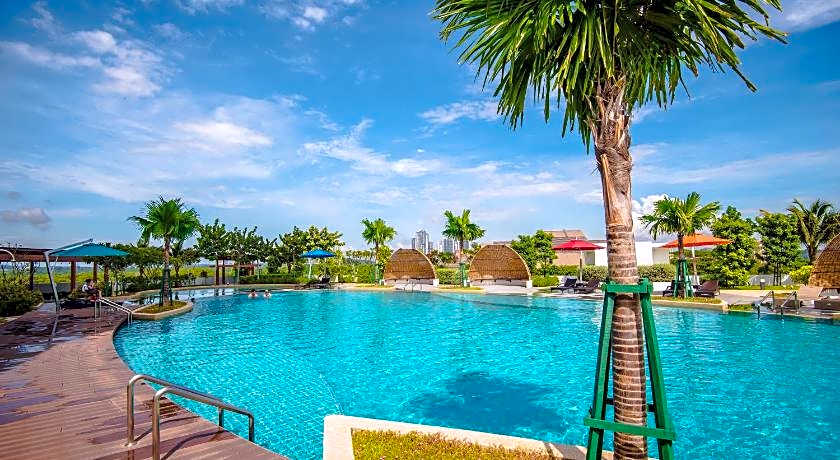 Stay @ Almas Puteri Harbour