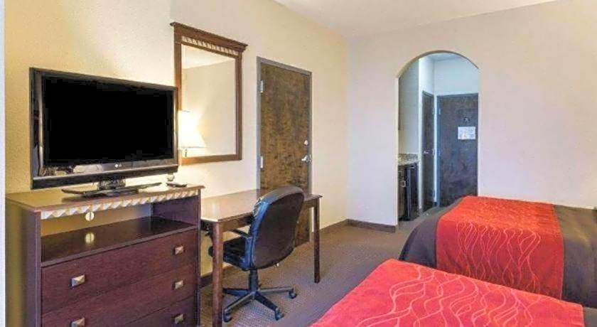 Comfort Inn & Suites Winnie