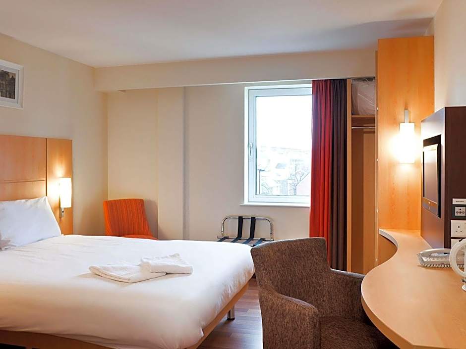 ibis Belfast Queens Quarter
