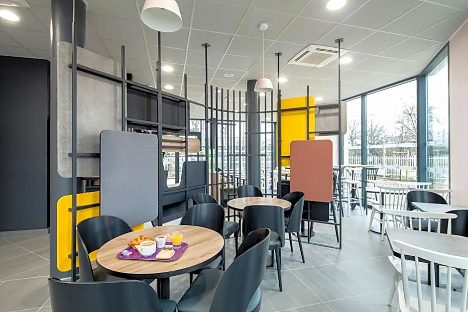 B&B HOTEL NANTERRE Rueil-Malmaison